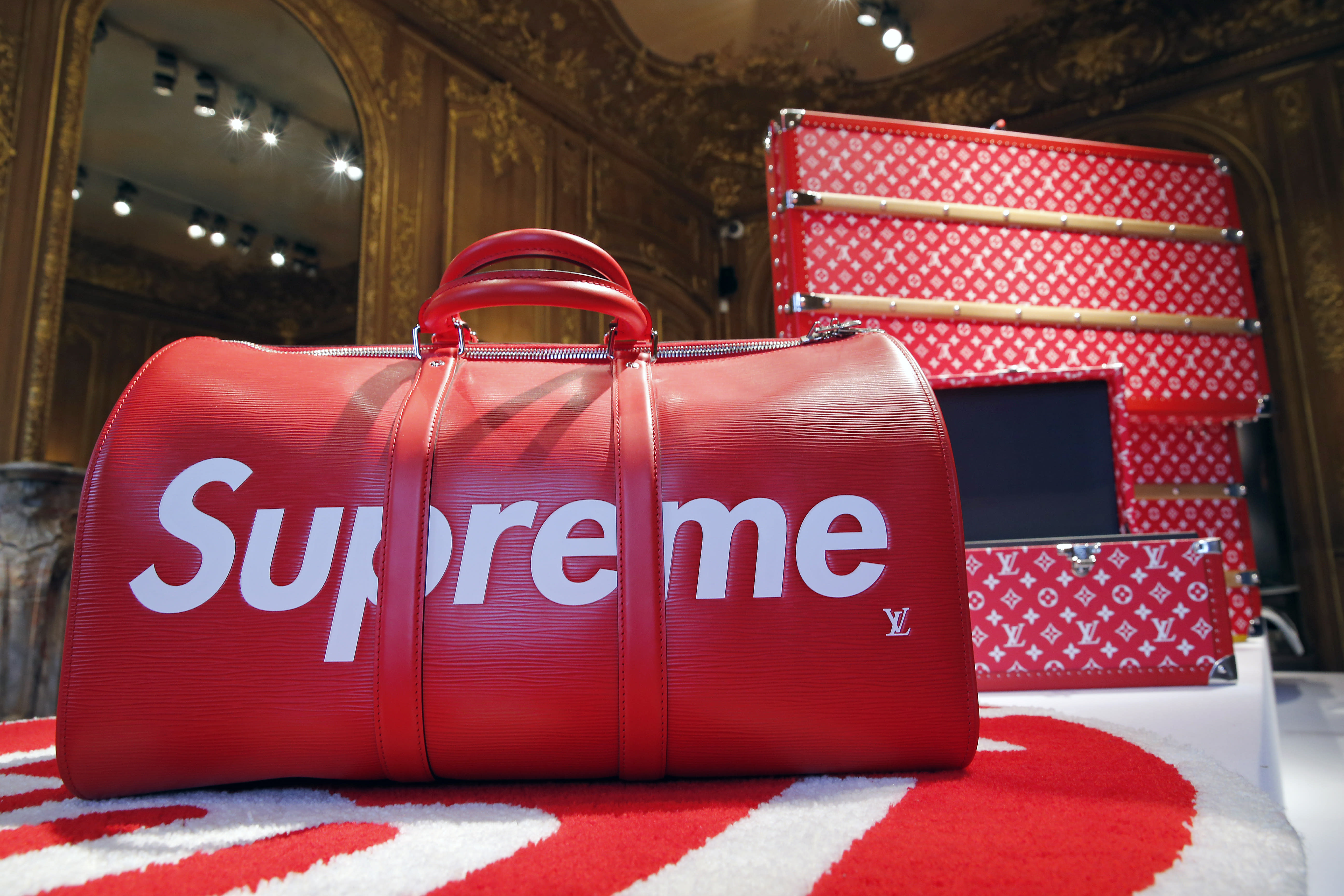 Supreme's CFDA Win Feels Like High Fashion's Attempt to Cash in on  Streetwear's Cool