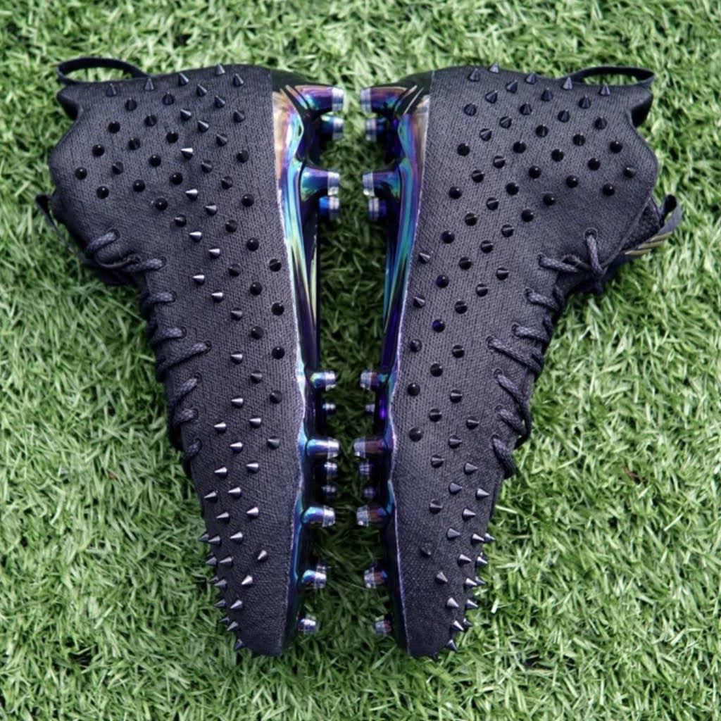 Adidas Spiked Cleats (1)