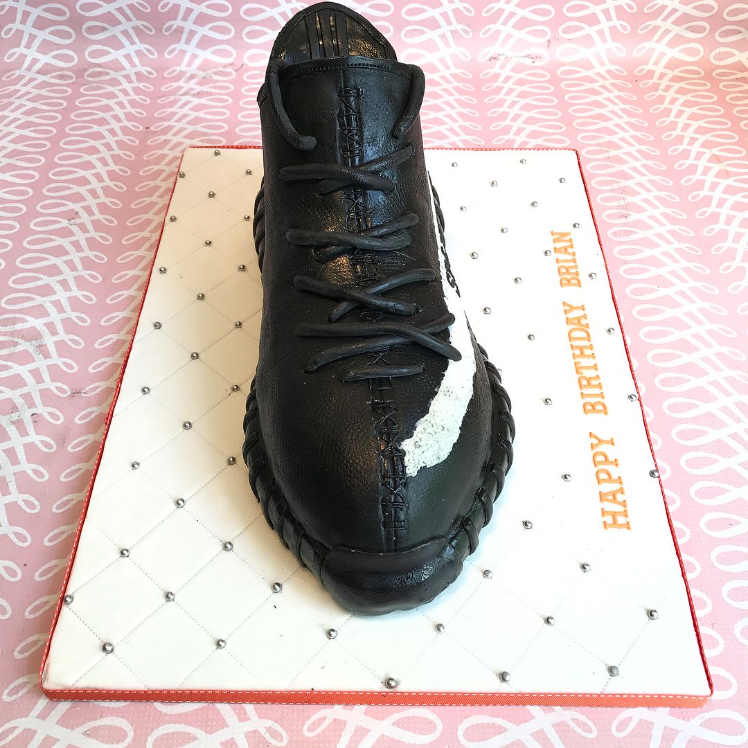 Boost Shoe & Box Cake - Wow Sweets