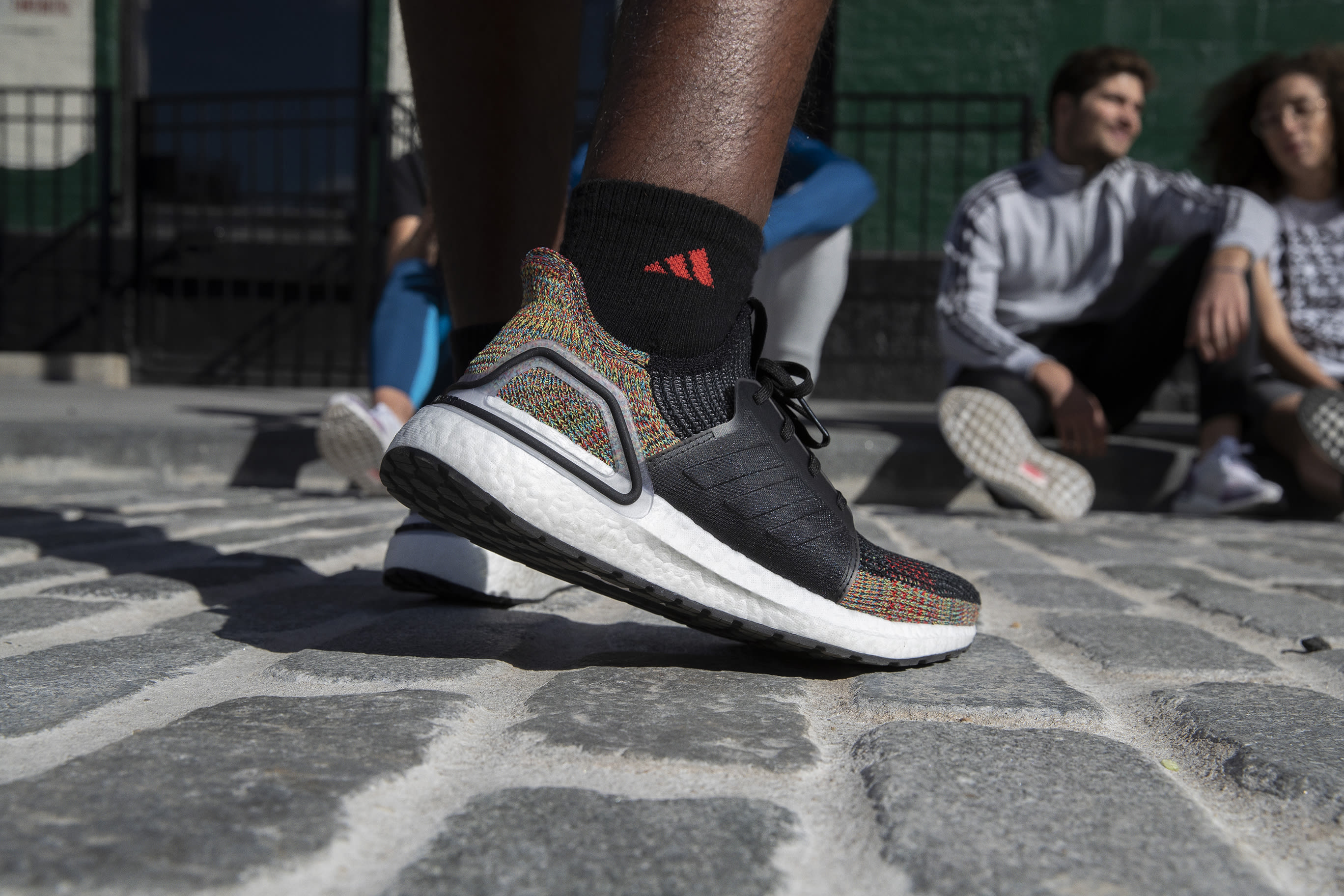 Adidas UltraBoost 19 &#x27;Dark Pixel&#x27; 3