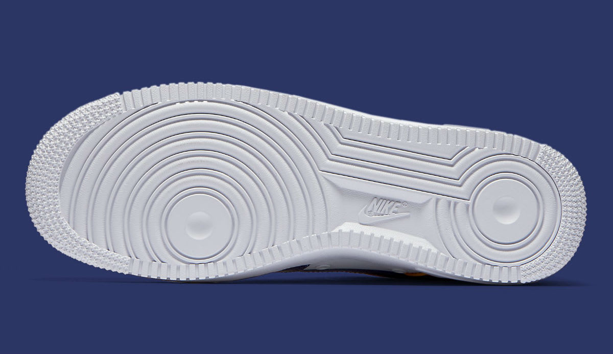 Nike Air Force 1 Low Mini Swoosh Barcelona Release Date Sole 823511-404