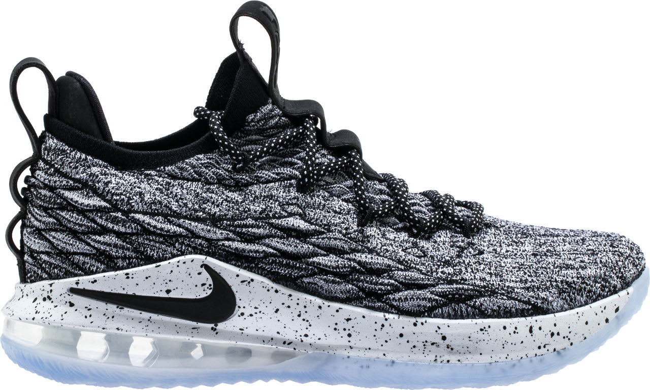 Nike LeBron 15 Low AO1755-002 (Lateral)