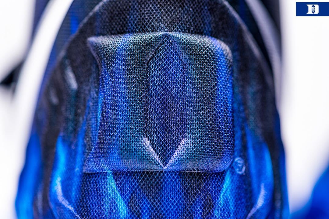 Nike Kyrie 5 &#x27;Duke&#x27; Flame PE (Heel Detail)