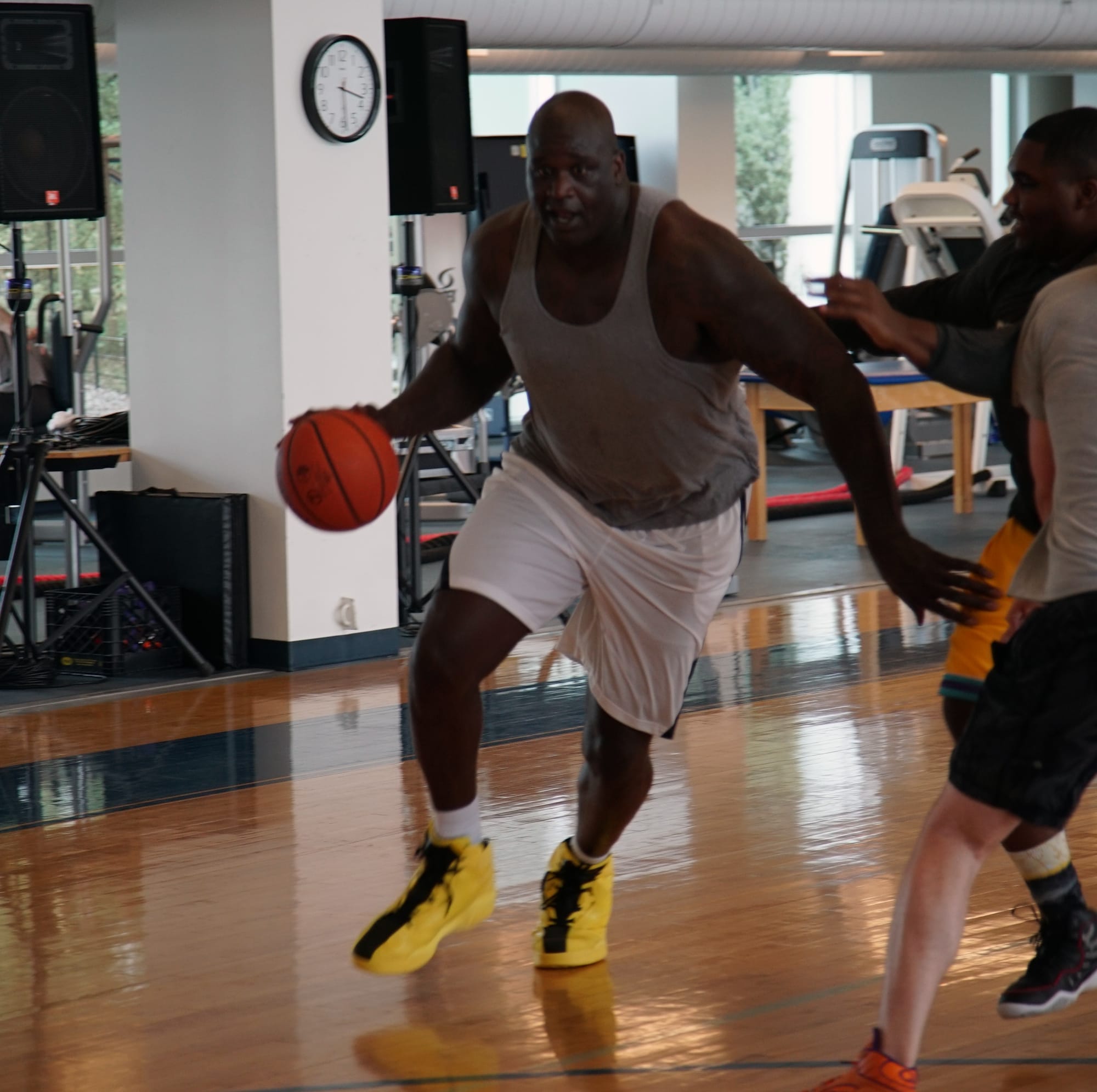 Shaq Playing Basketball Reebok HQ