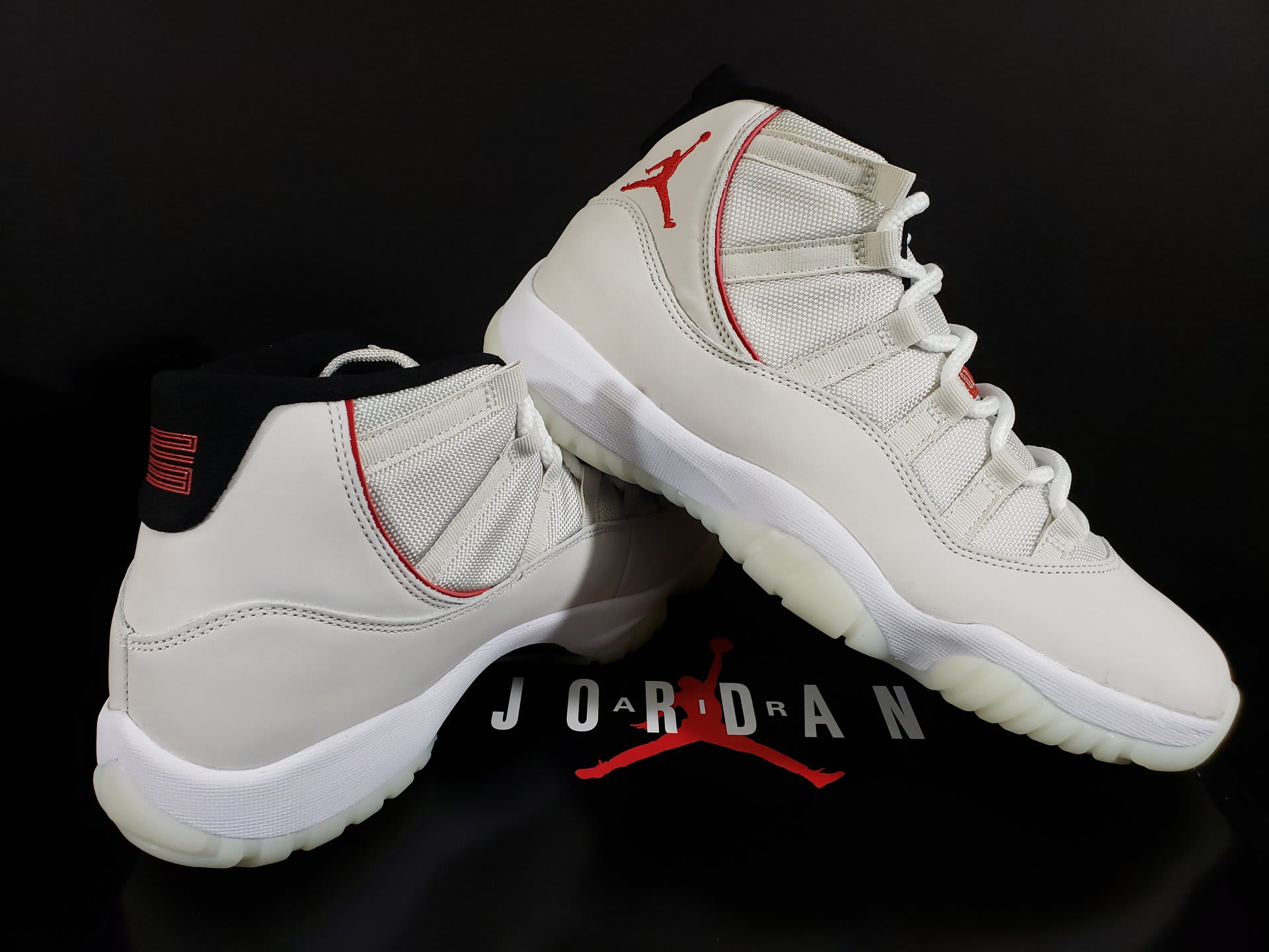 Air Jordan 11 XI Platinum Tint Release Date 378037-016 Right
