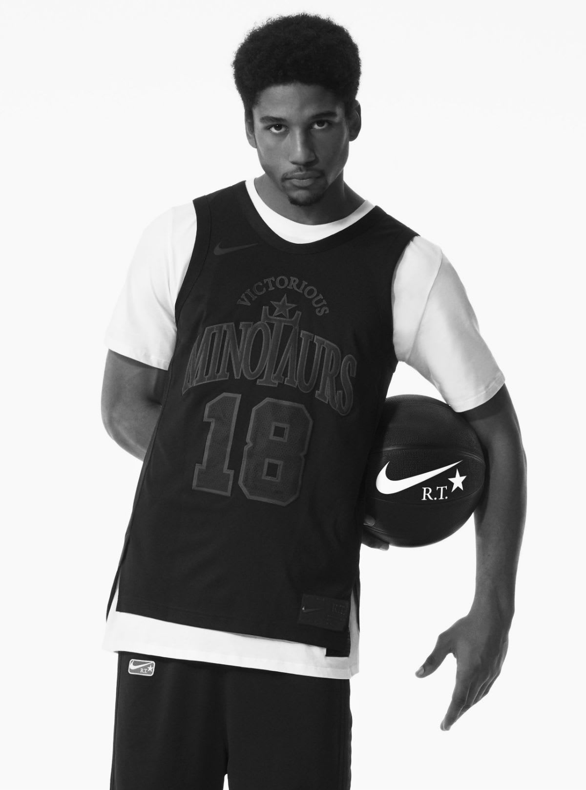 Riccardo Tisci Nike Minotaurs Collection (11)