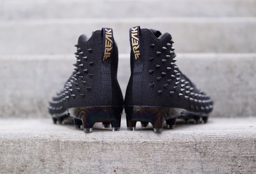 Adidas Spiked Cleats (2)
