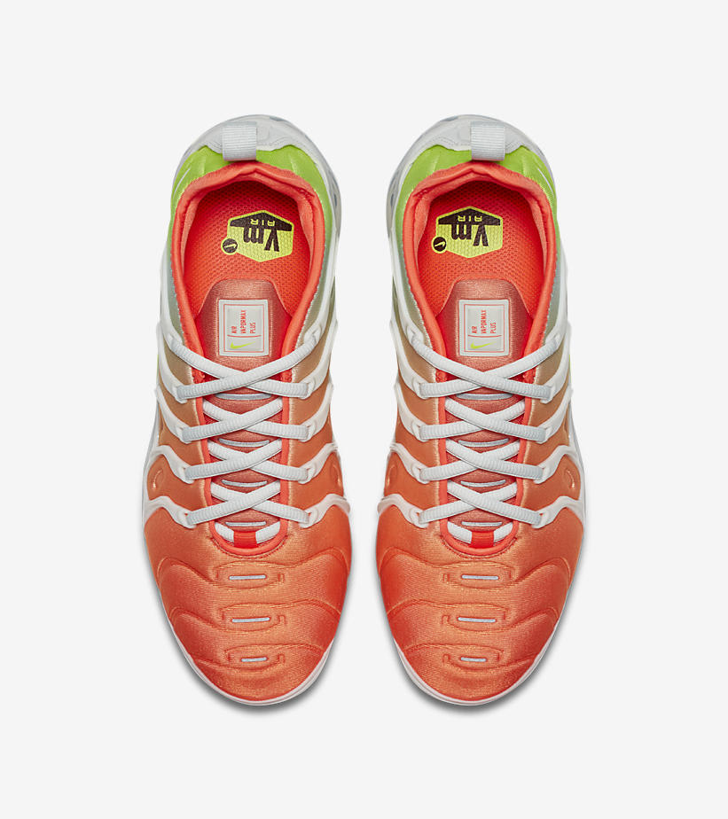 Nike Air VaporMax Plus &#x27;Barely Grey/Total Crimson&#x27; AO4550-003 (Top)