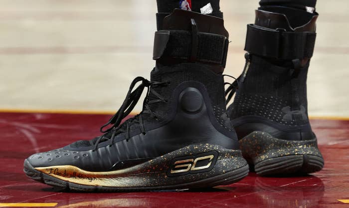 Stephen Curry Under Armour Curry 4 Black/Gold Finals PE Left