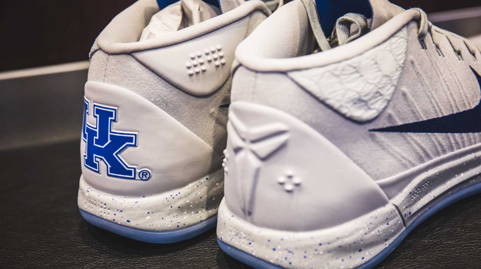 Nike Kobe AD Kentucky Wildcats PE (Grey)
