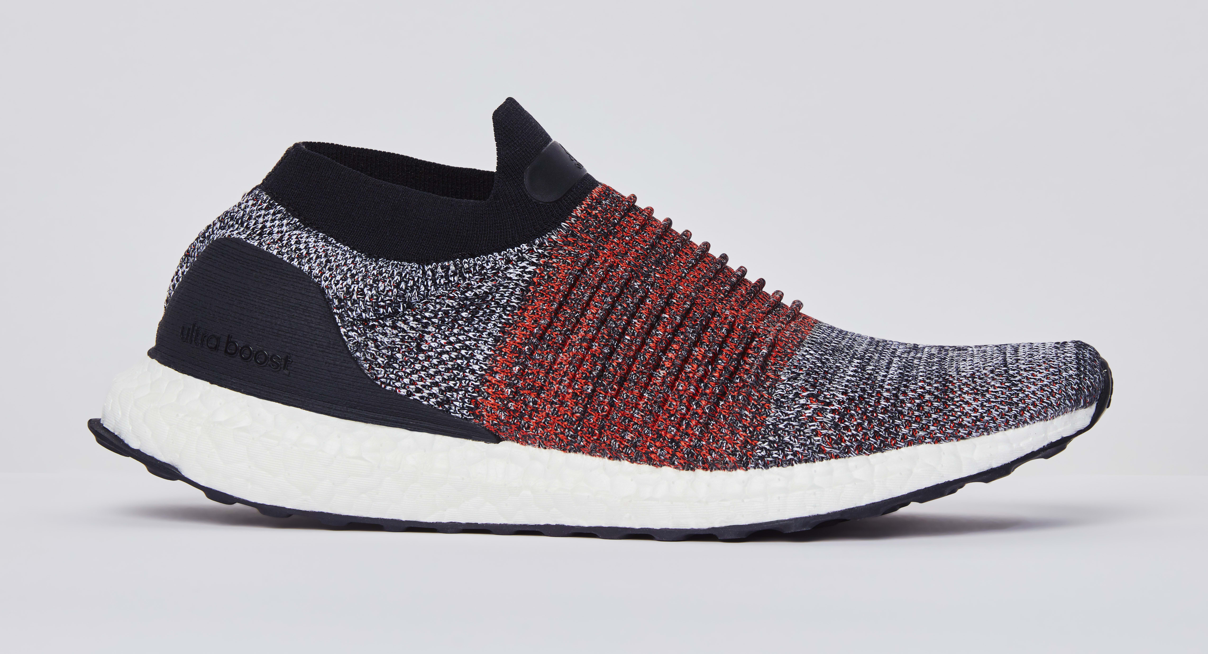 Adidas UltraBOOST Laceless Black/Red (Lateral)