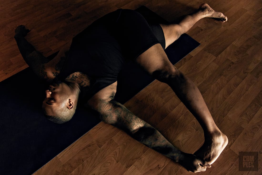 Mike Daniels Practices Yoga