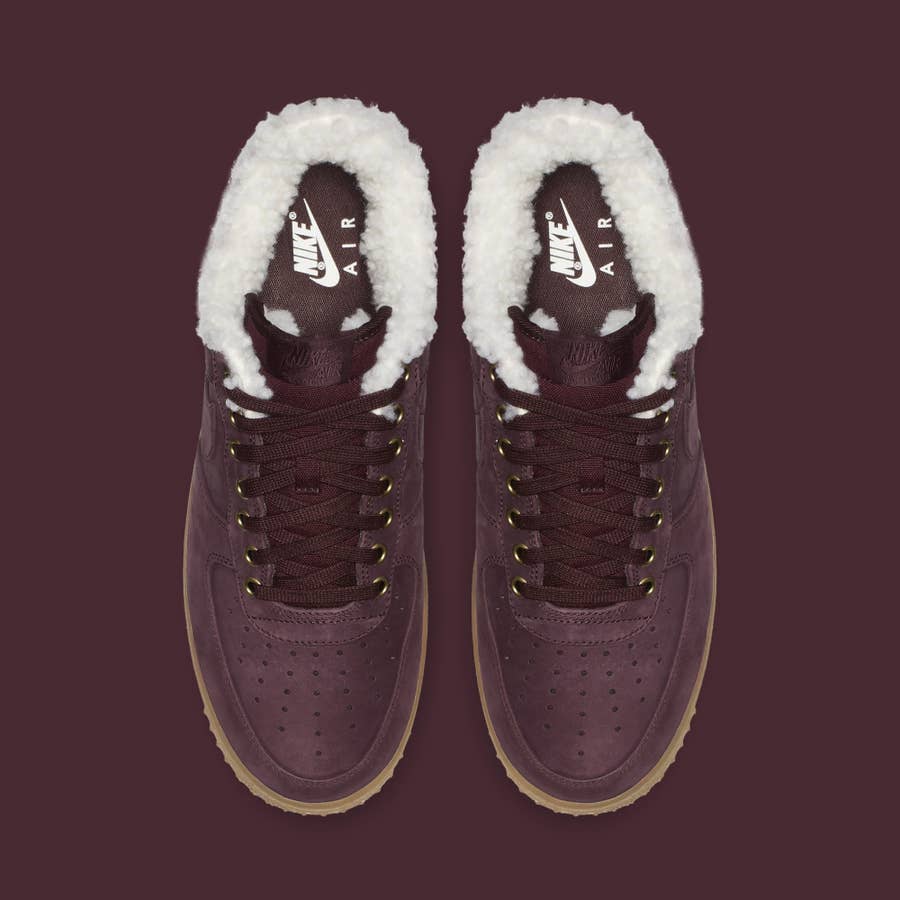 Cozy Air Force 1s for the | Complex