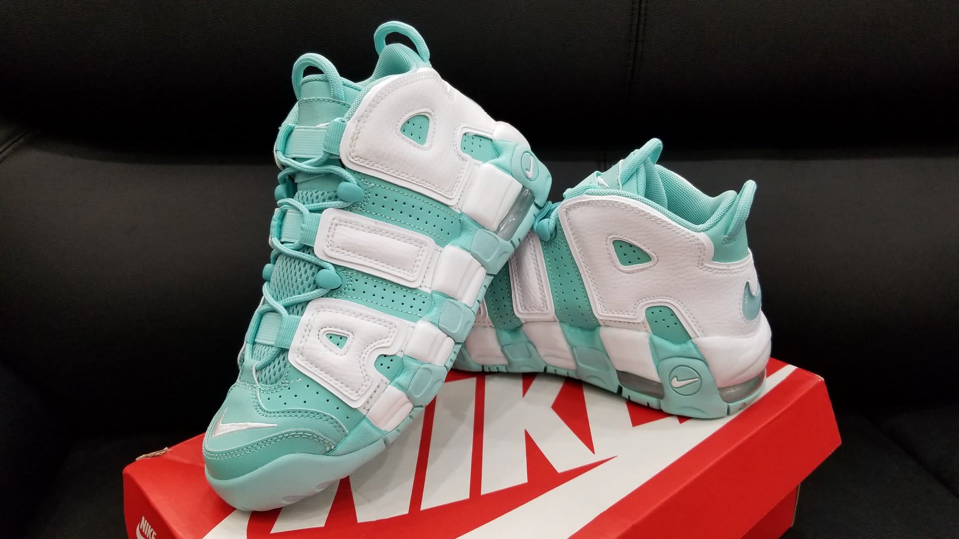 Nike Air More Uptempo GS Island Green Release Date Left 415082-300