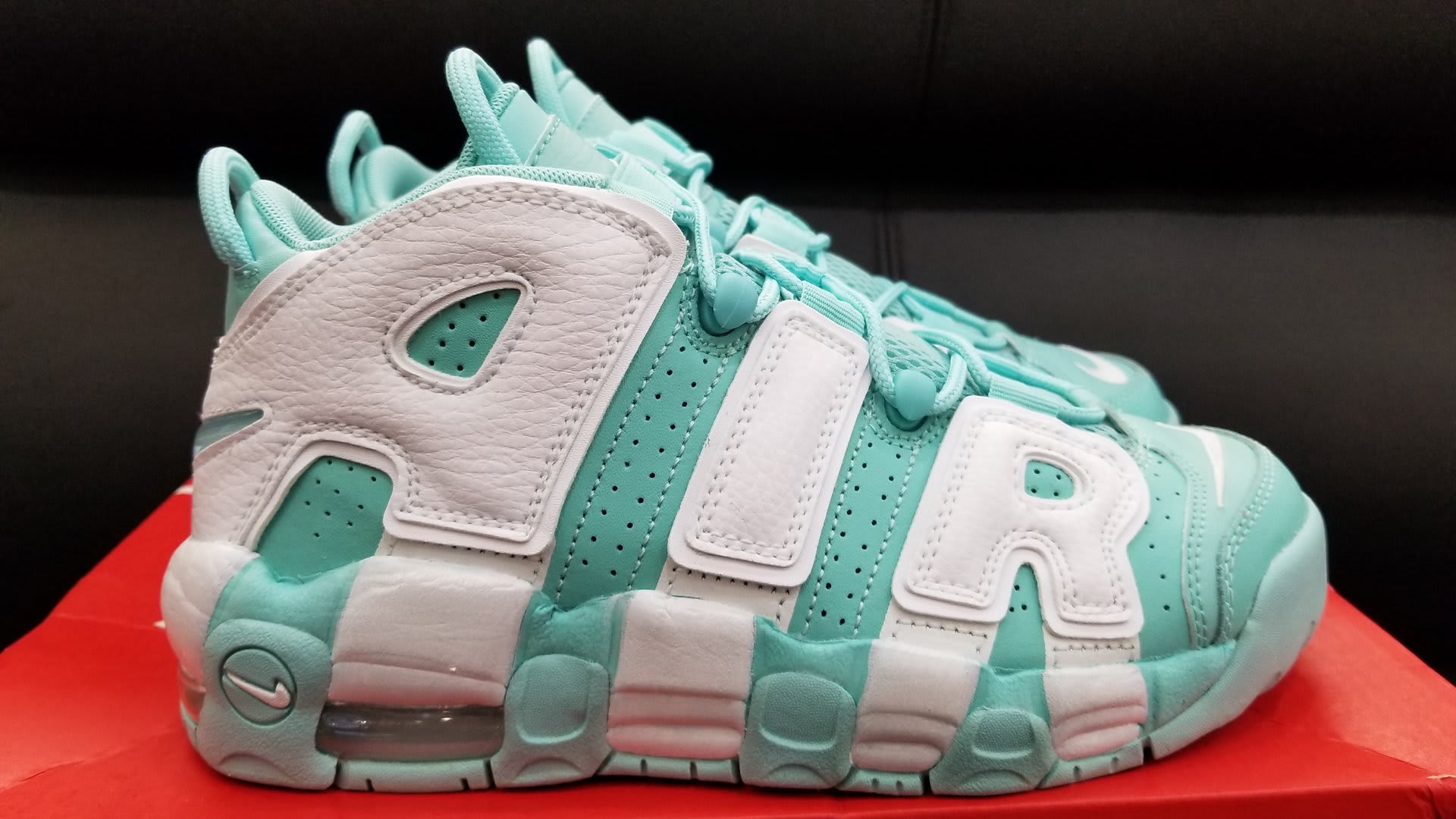 Nike Air More Uptempo GS Island Green Release Date Profile 415082-300