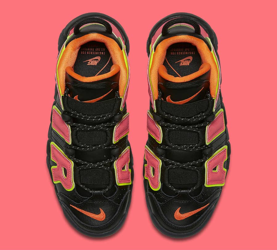 Nike air hotsell uptempo hot punch