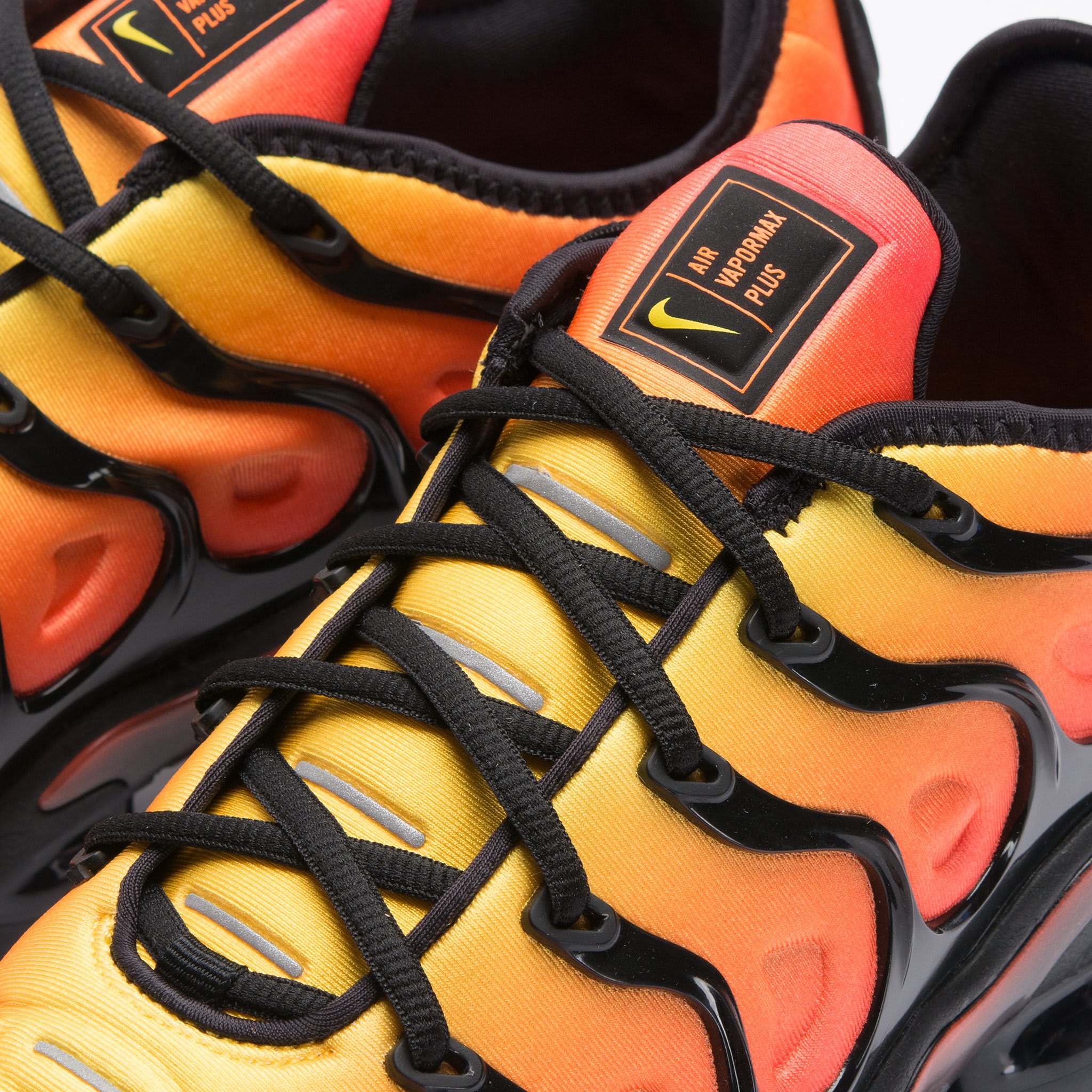 Nike VaporMax Plus &#x27;Sunset&#x27; Black/Total Orange (Laces)