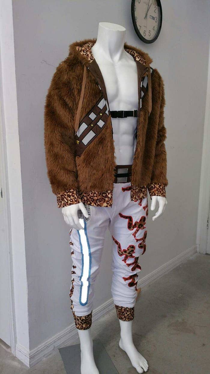 Enzo&#x27;s lightsaber outfit on a mannequin