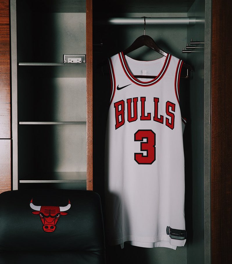 Chicago Bulls Nike Jersey Away Front