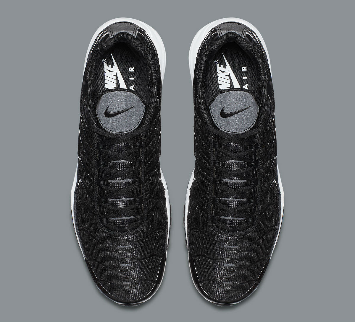 Nike Air Max Plus 97 Black/White Release Date Top AH8144-001