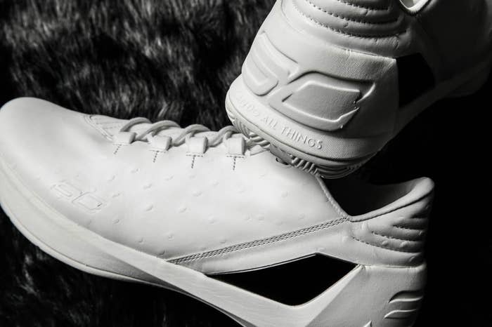 Under Armour Curry 3 Low Lux White Ostrich Heel