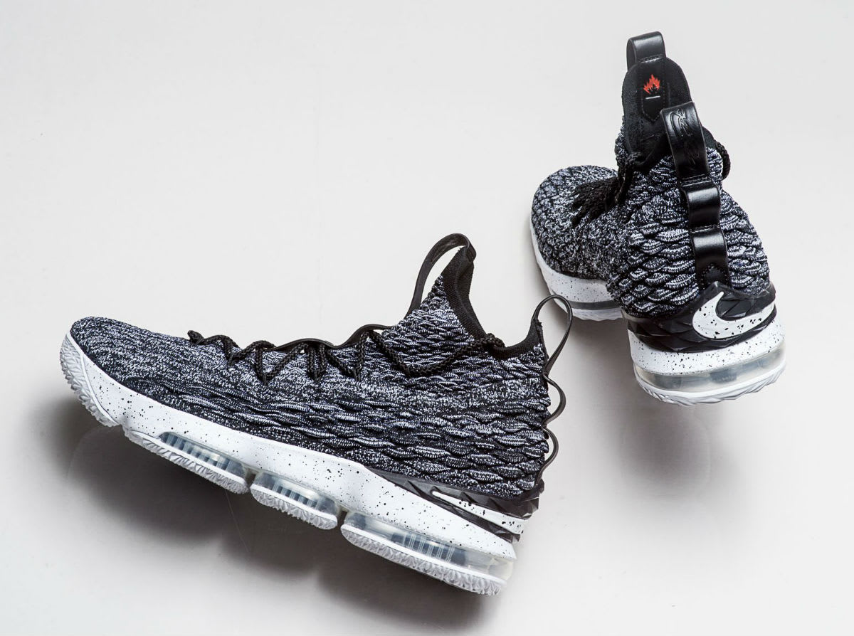 A Detailed Look at the Ashes Nike LeBron 15 Complex