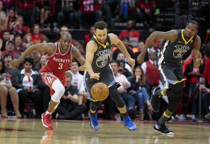 Steph Curry plays against the Rockets.