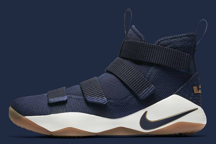 Nike LeBron Soldier 11 Cavs Navy Release Date Profile 897644-402