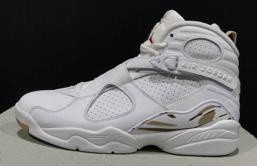 Black and clearance white 8s