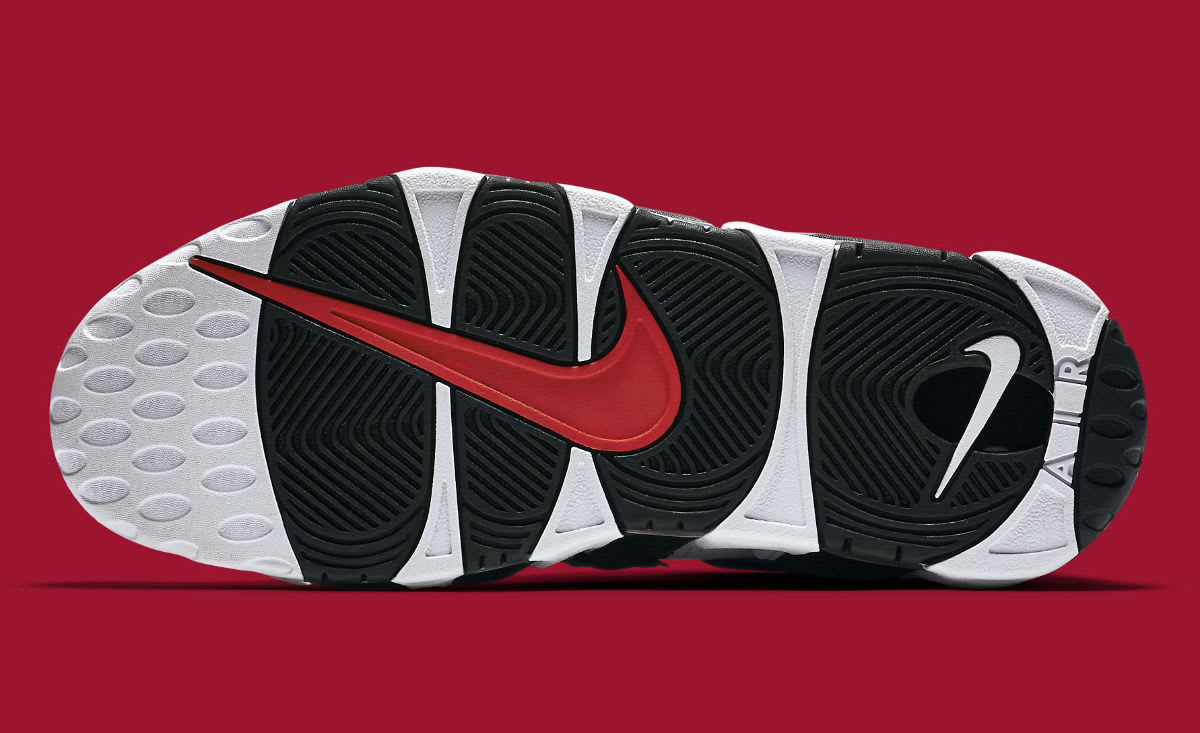 Nike Air More Uptempo Scottie Pippen PE Release Date Sole 414962_105