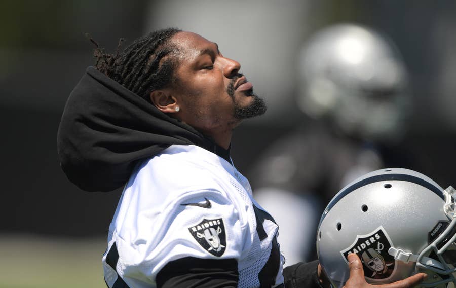 Oakland Raiders RB Marshawn Lynch suspended for homecoming game