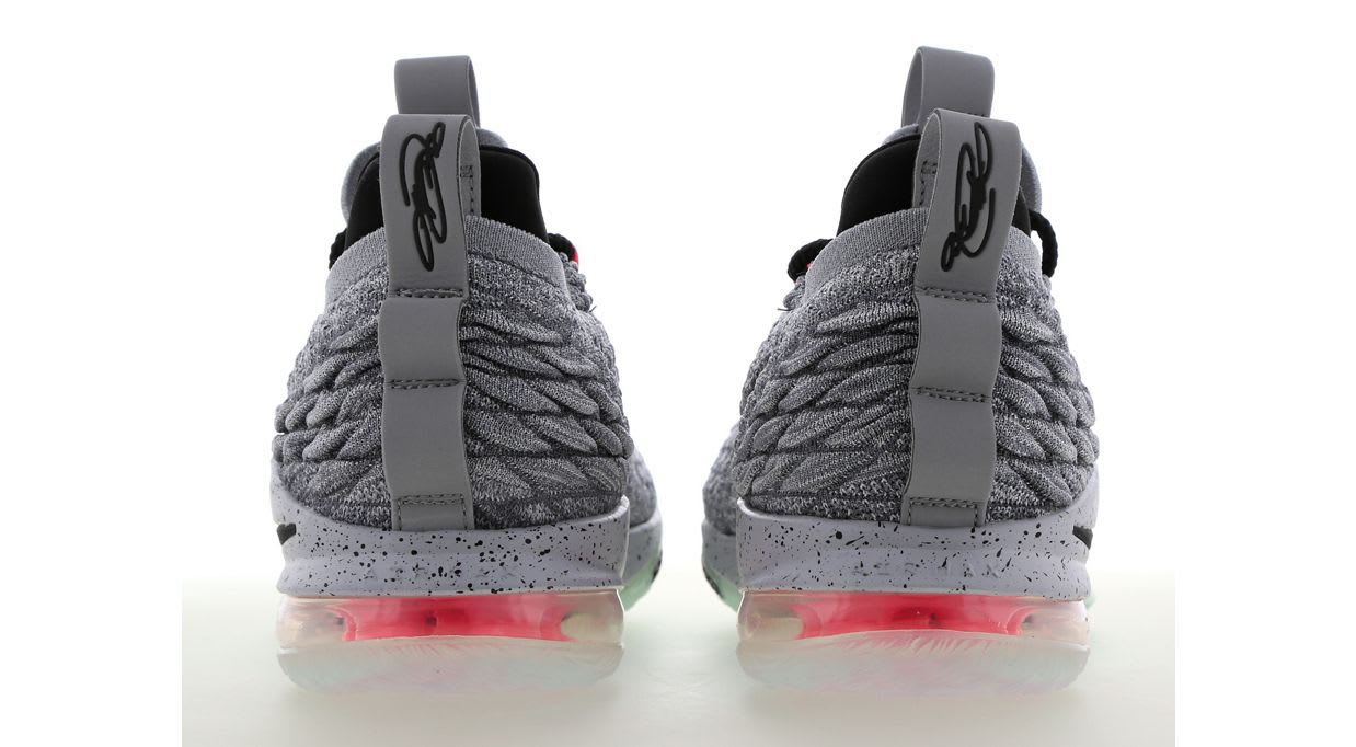 Lebron 15 low grey and cheap pink