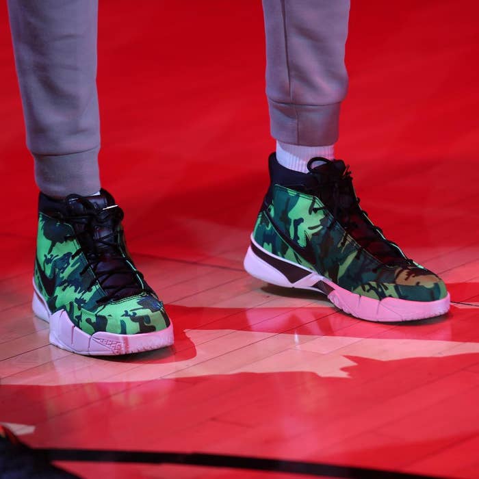 Giannis Antetokounmpo Undefeated x Nike Zoom Kobe 1 Protro Green Front