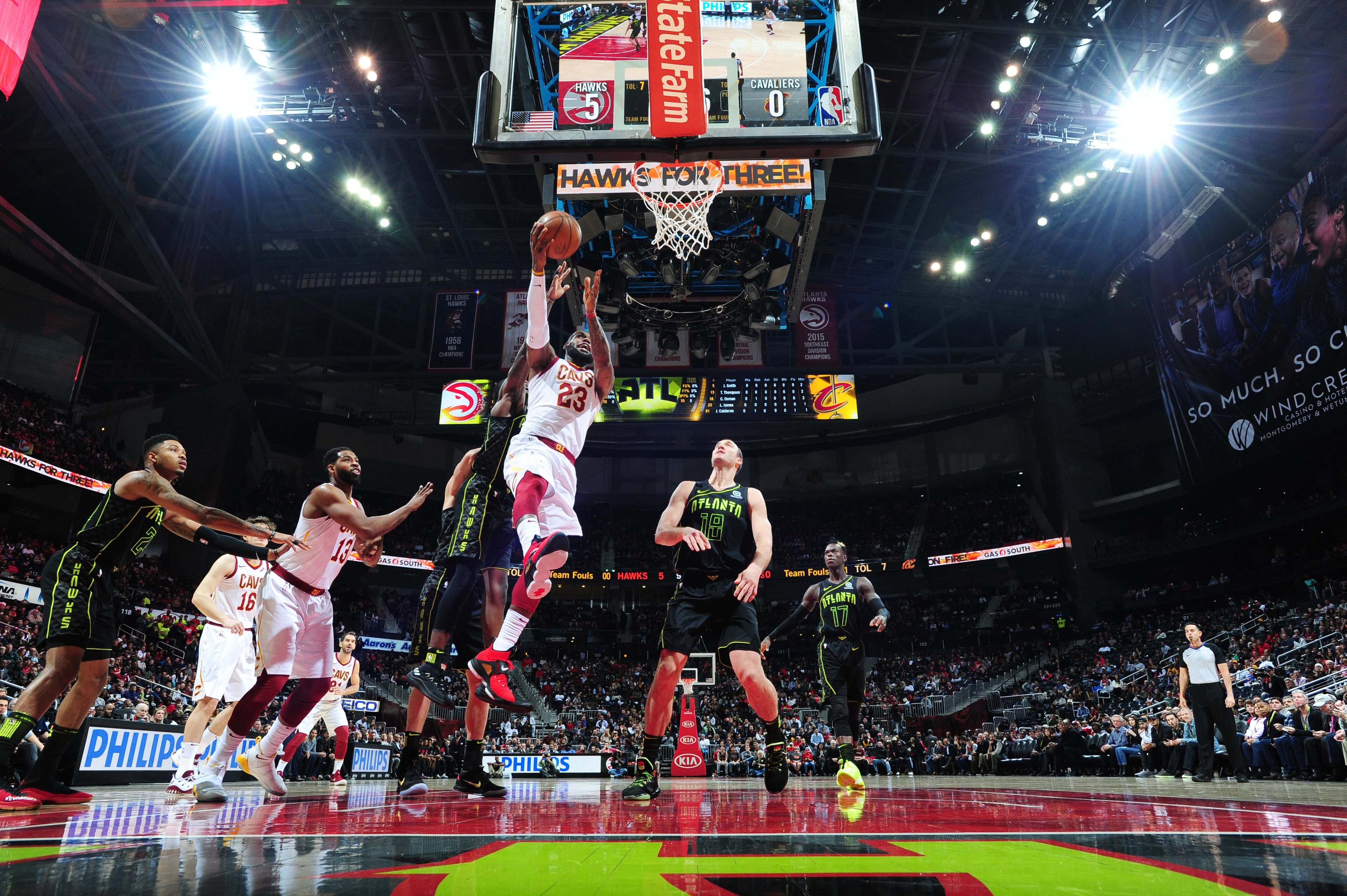 lebron-james-lebron-15-diamond-turf-red