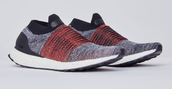 Adidas UltraBOOST Laceless Black/Red (Pair)