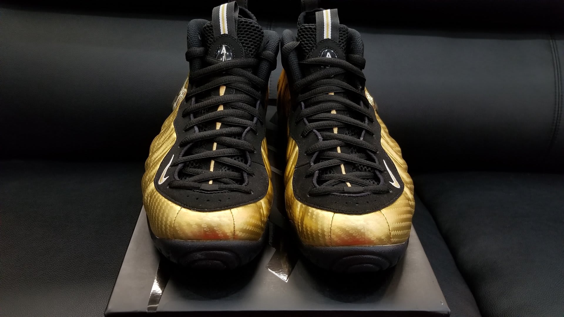 Nike Air Foamposite Pro Metallic Gold Release Date Front 624041-701