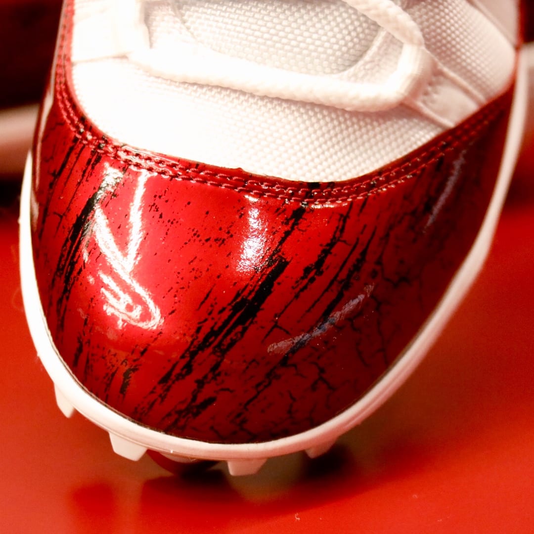 Oklahoma jordan hot sale football cleats