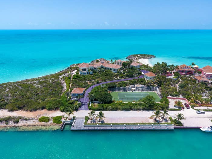 Prince Estate to Auction Off Late Singer&#x27;s Turks and Caicos Property