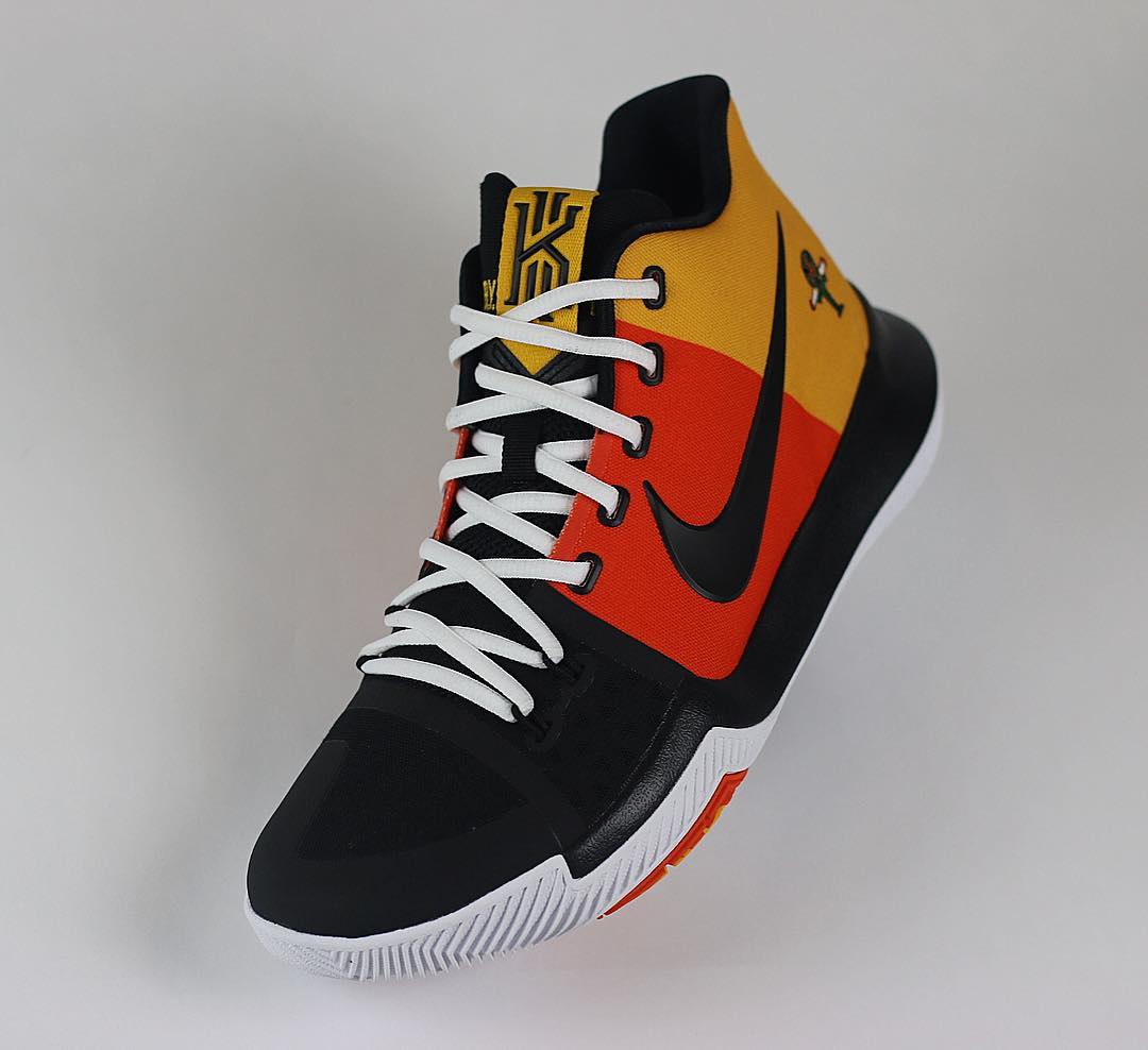 Nike Kyrie 3 Raygun Front