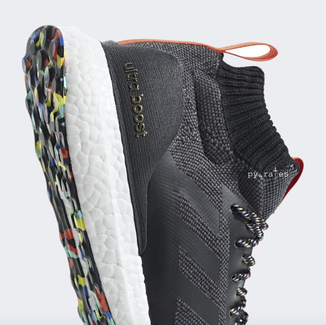 Adidas Ultra Boost Mid &#x27;Black/Multicolor&#x27; (Detail)