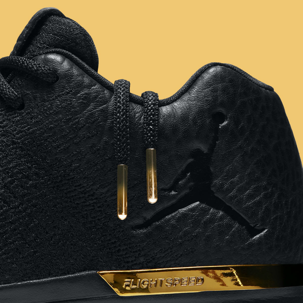 Air Jordan 31 Low Black/Gold Release Date Laces 897564-023