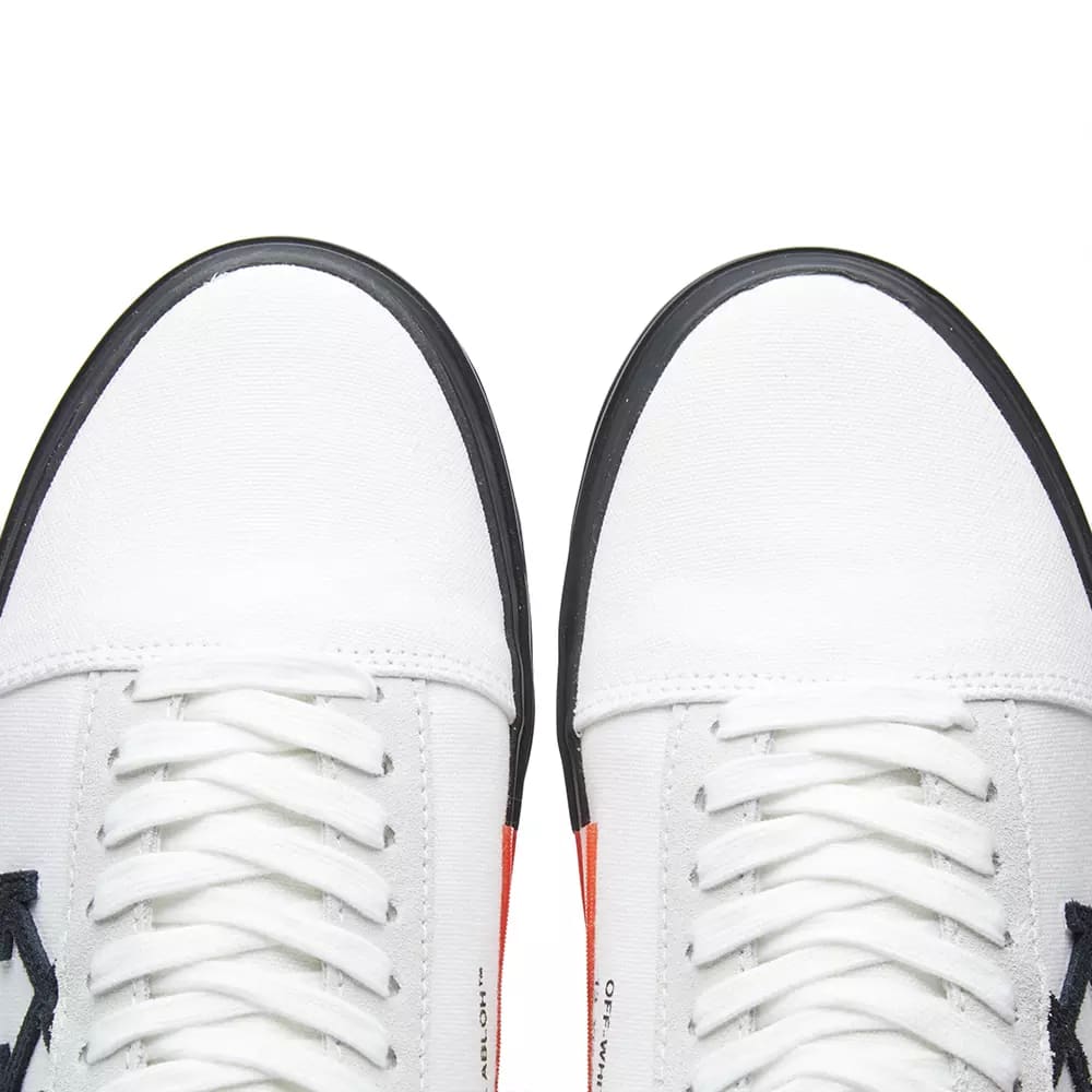 Off-White Vulc Low-Top Sneaker in White/Black (Toe)