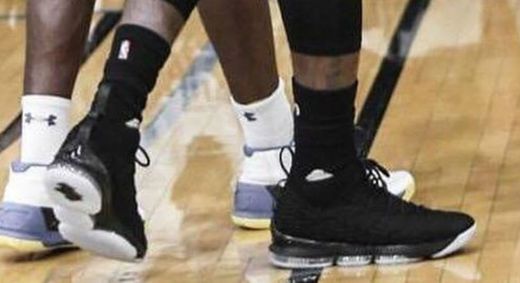 LeBron James Debuts the Nike LeBron 15 in Black On-Foot
