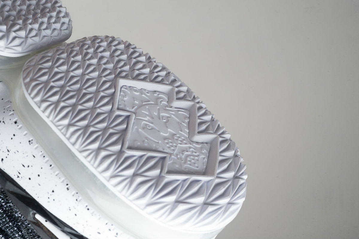 Nike LeBron 15 Black White Ashes Release Date 897648-002 (11)