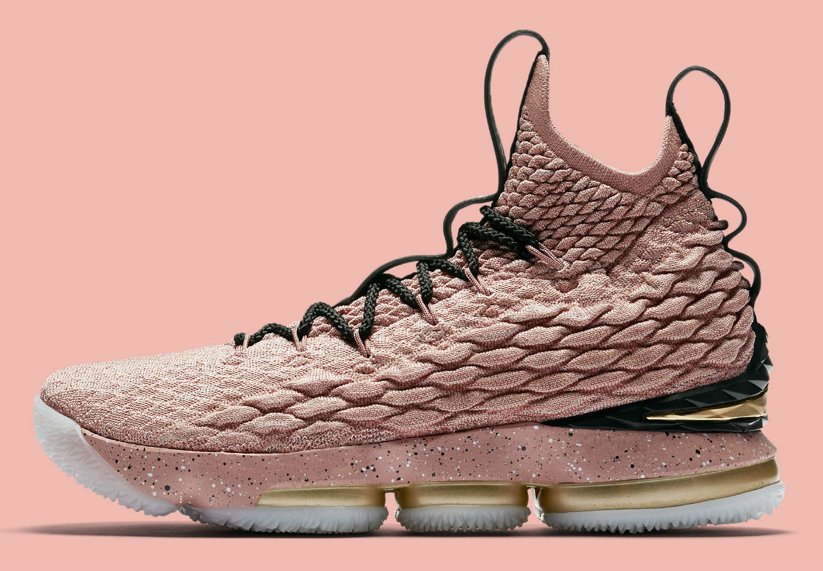 Nike lebron 15 donna rosa on sale