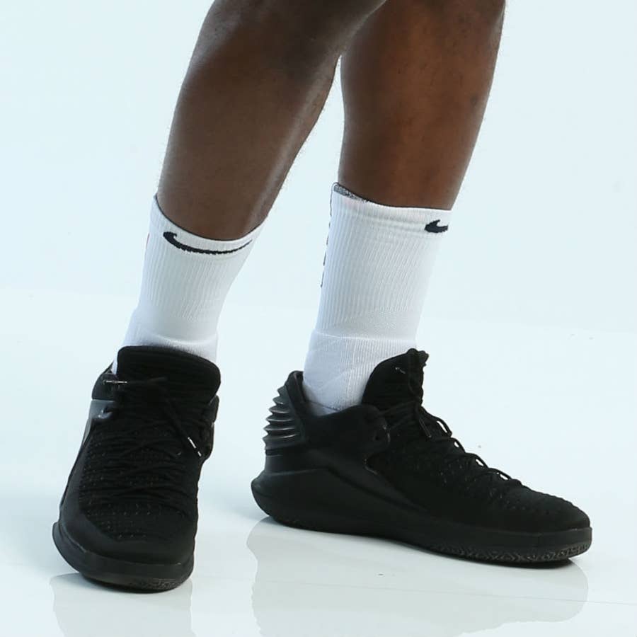 Jordan 32 deals low all black