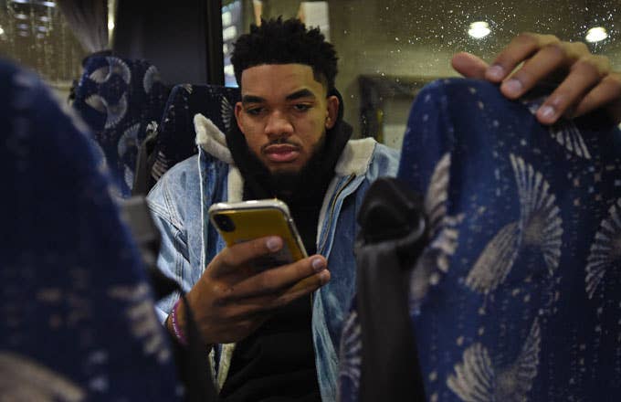 Karl Anthony Towns arrives at the 2019 All Star Game