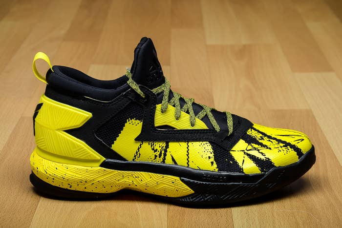 adidas D Lillard 2 Black/Yellow Side B42354