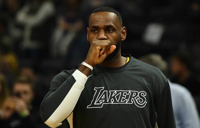 LeBron James #23 of the Los Angeles Lakers participates in warmups