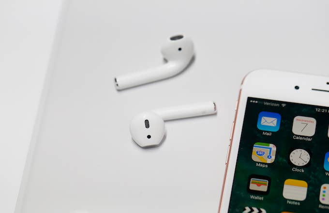 Apple AirPods